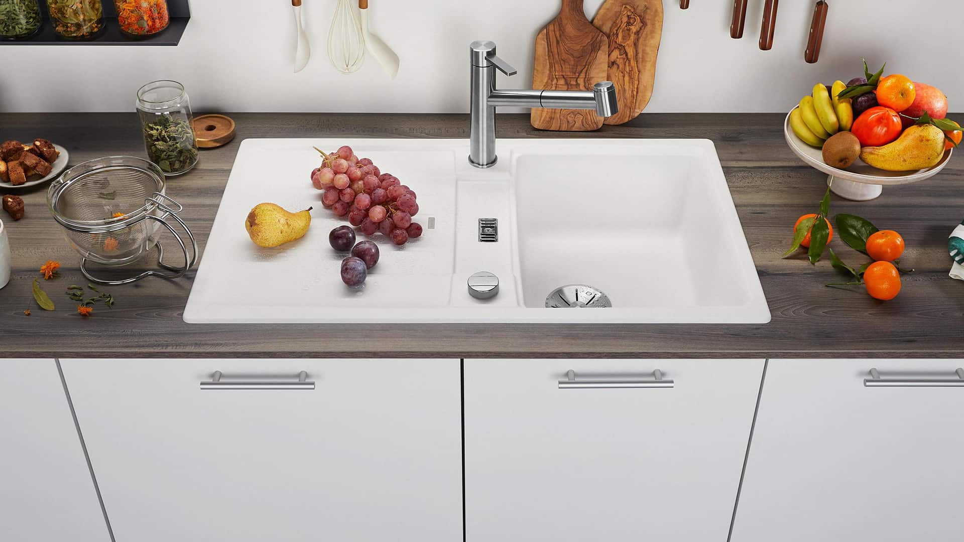 KITCHEN & LAUNDRY SINKS